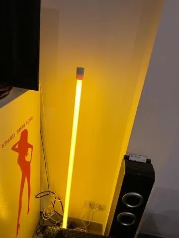 Naturist Paradise In « Swinging Cap »