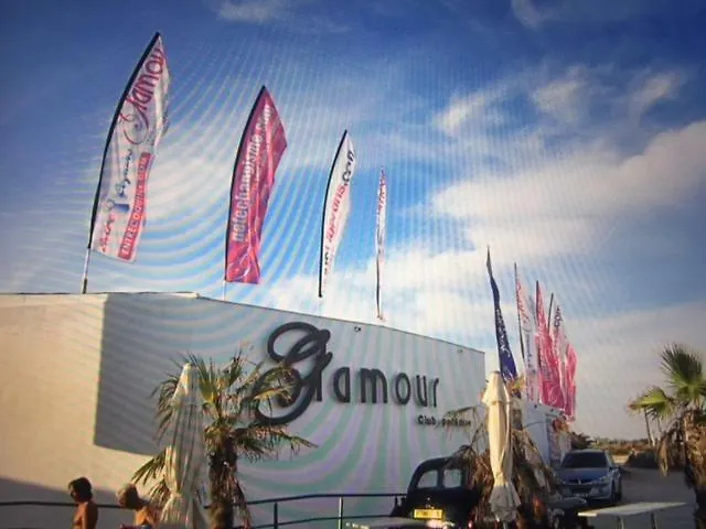 Naturist Paradise In « Swinging Cap » דירה אגדה