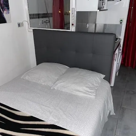 Cap Passion - Naturist Paradise In Swinging Cap * Agde
