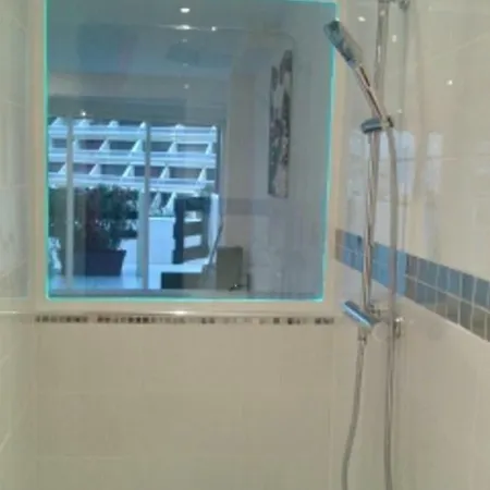 Naturist Paradise In « Swinging Cap » Agde