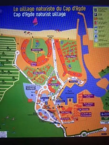 Naturist Paradise In « Swinging Cap » アパート アグド